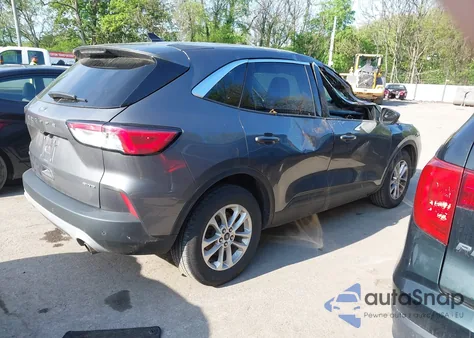 2021 Ford Escape Se z USA, uszkodzony, nr VIN 1FMCU9G66MUA11210
